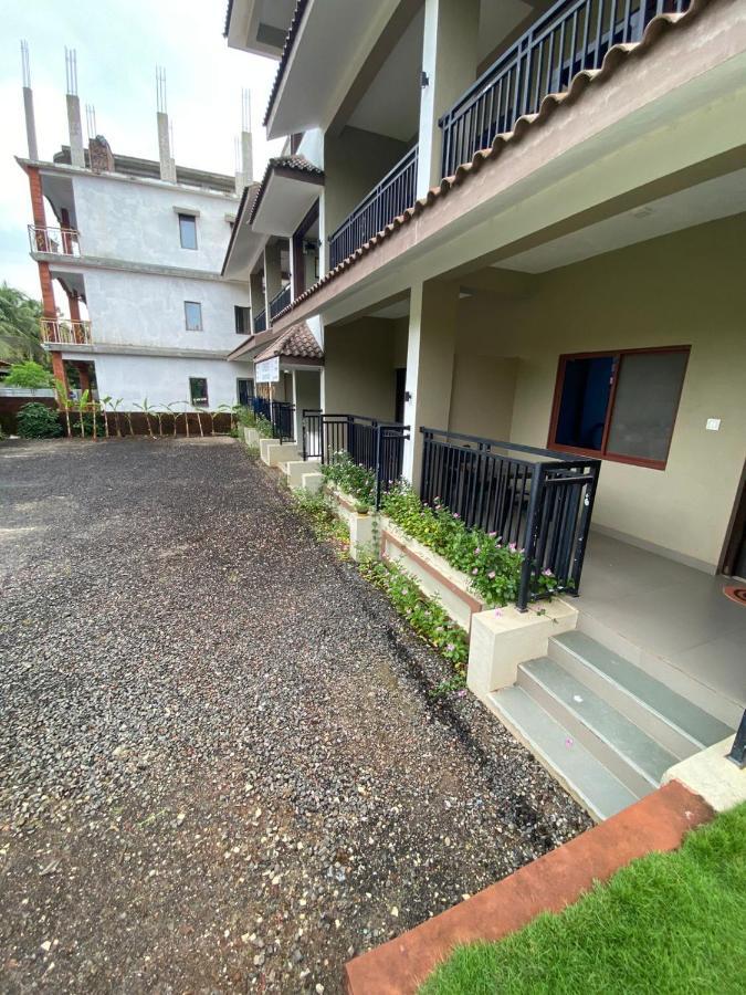 Hotel O'Nest Countryside Surai Exterior foto